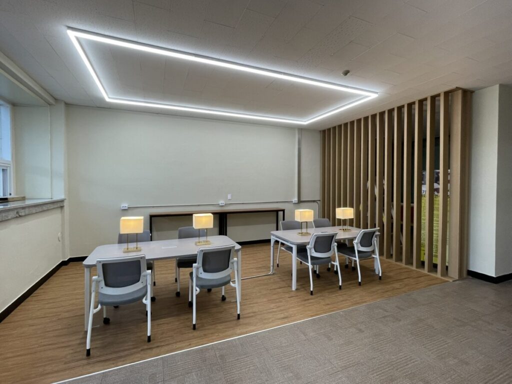 20230105_Kwandong_University_Michael_Hall_1F_Lounge_Creation13